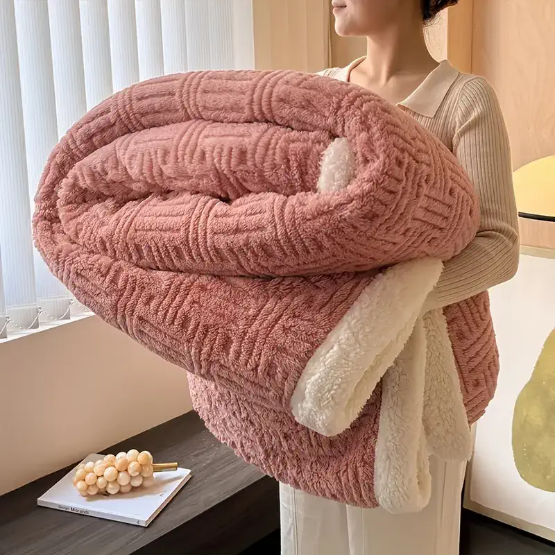 Luxurious Vintage-Inspired Double-Layer Thick Bed Blanket Pink